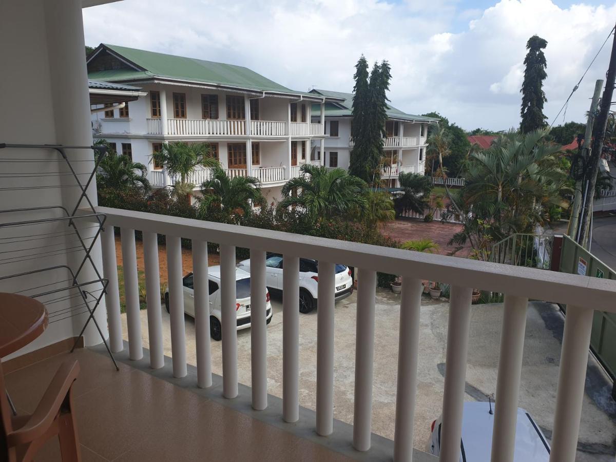 La Maison Hibiscus Self Catering Accommodation Vịnh Beau Vallon Ngoại thất bức ảnh
