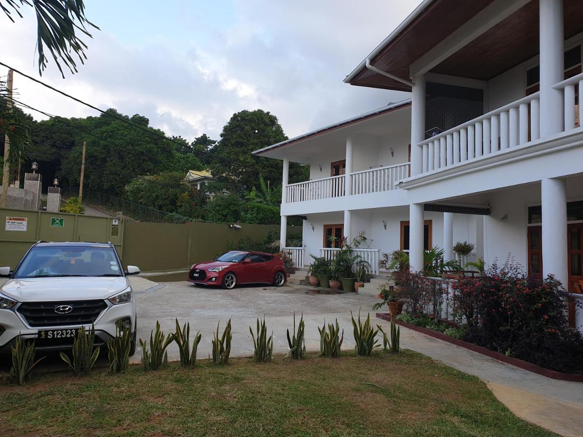 La Maison Hibiscus Self Catering Accommodation Vịnh Beau Vallon Ngoại thất bức ảnh