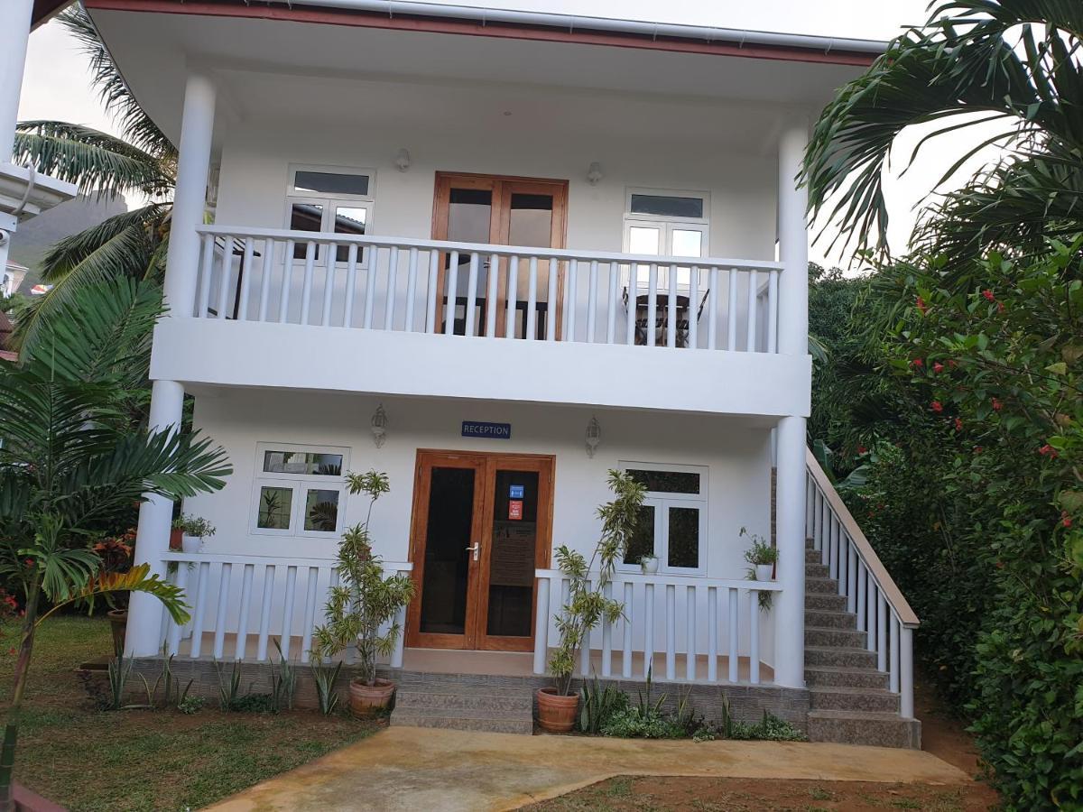 La Maison Hibiscus Self Catering Accommodation Vịnh Beau Vallon Ngoại thất bức ảnh