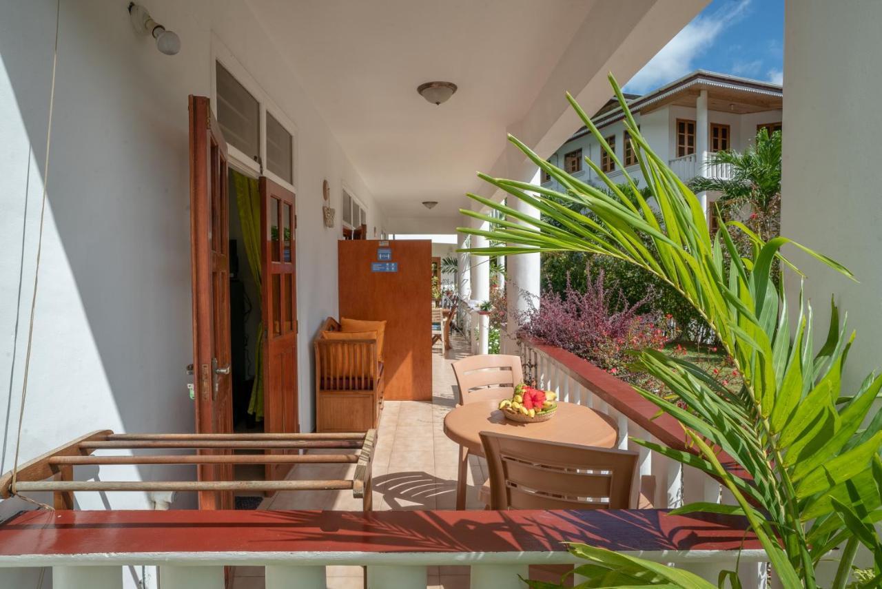 La Maison Hibiscus Self Catering Accommodation Vịnh Beau Vallon Ngoại thất bức ảnh