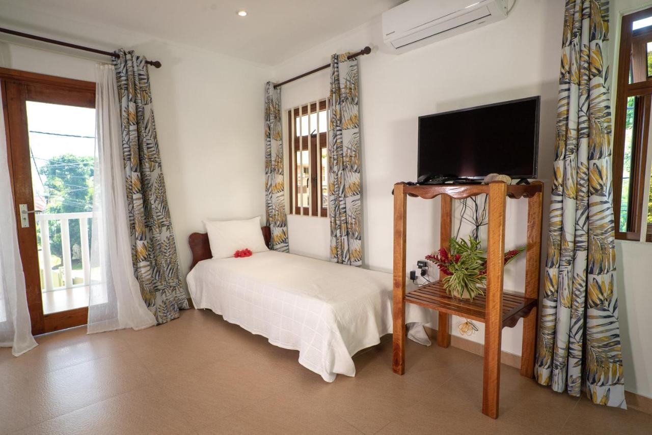 La Maison Hibiscus Self Catering Accommodation Vịnh Beau Vallon Ngoại thất bức ảnh