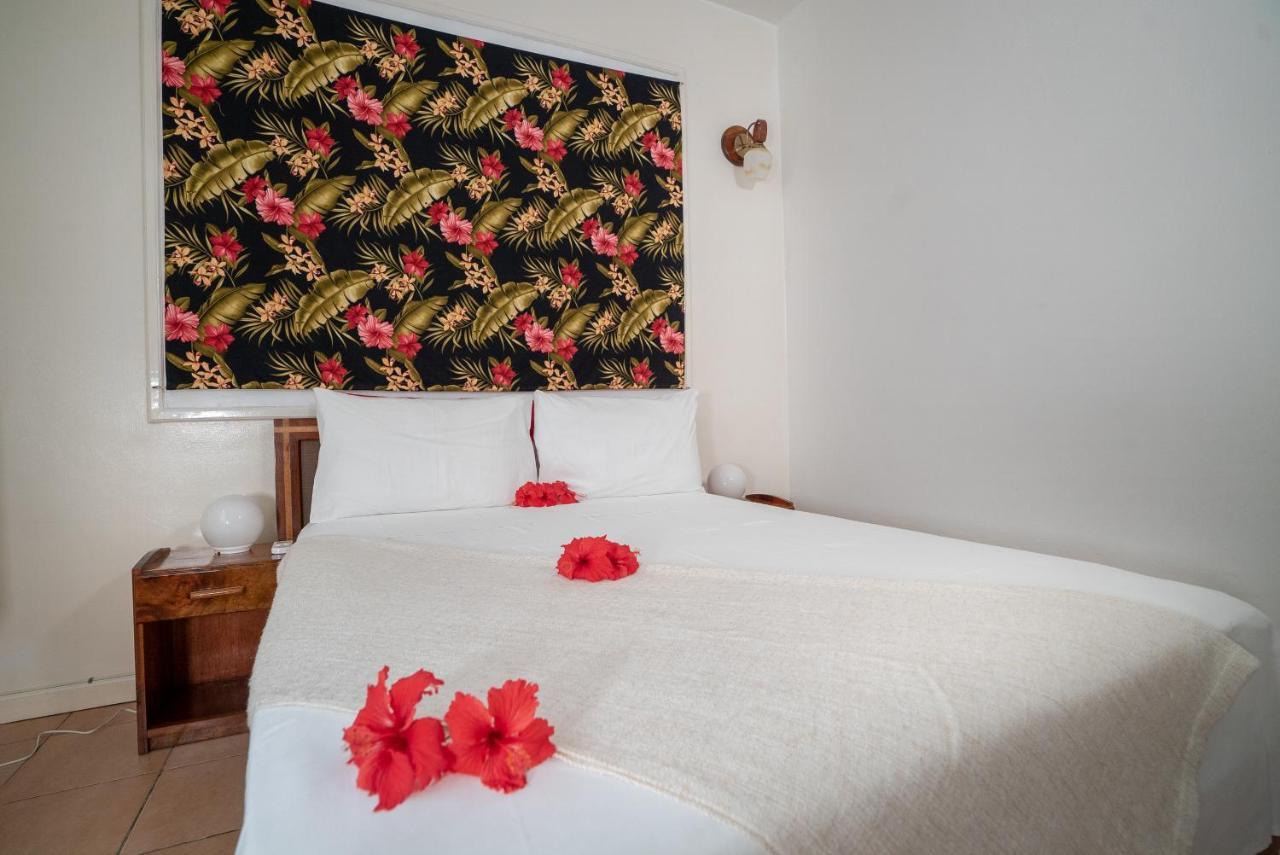 La Maison Hibiscus Self Catering Accommodation Vịnh Beau Vallon Ngoại thất bức ảnh