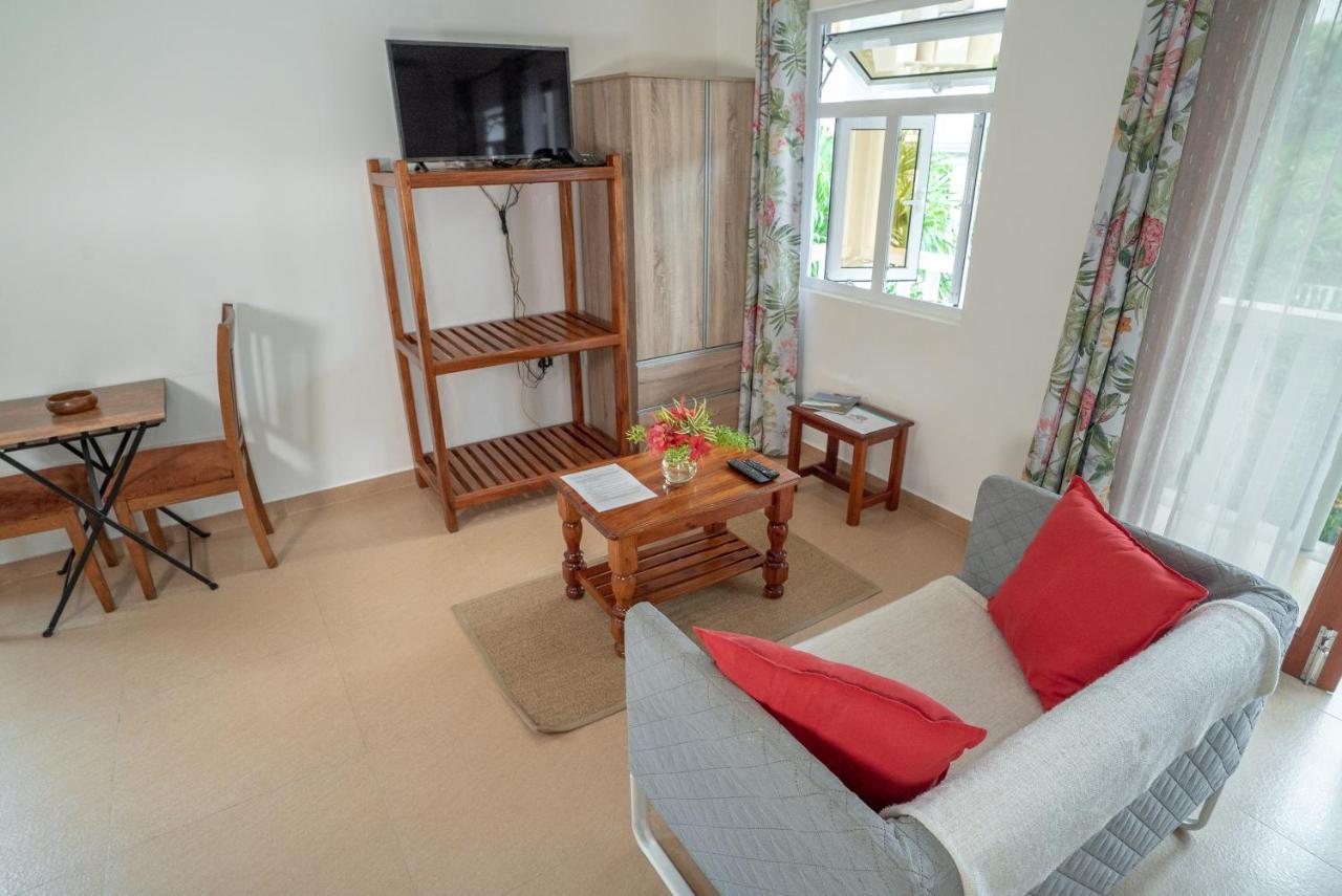 La Maison Hibiscus Self Catering Accommodation Vịnh Beau Vallon Ngoại thất bức ảnh