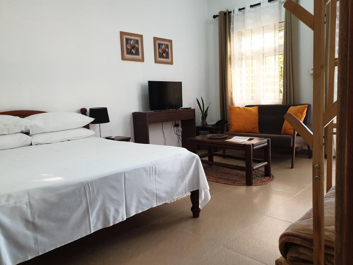 La Maison Hibiscus Self Catering Accommodation Vịnh Beau Vallon Ngoại thất bức ảnh